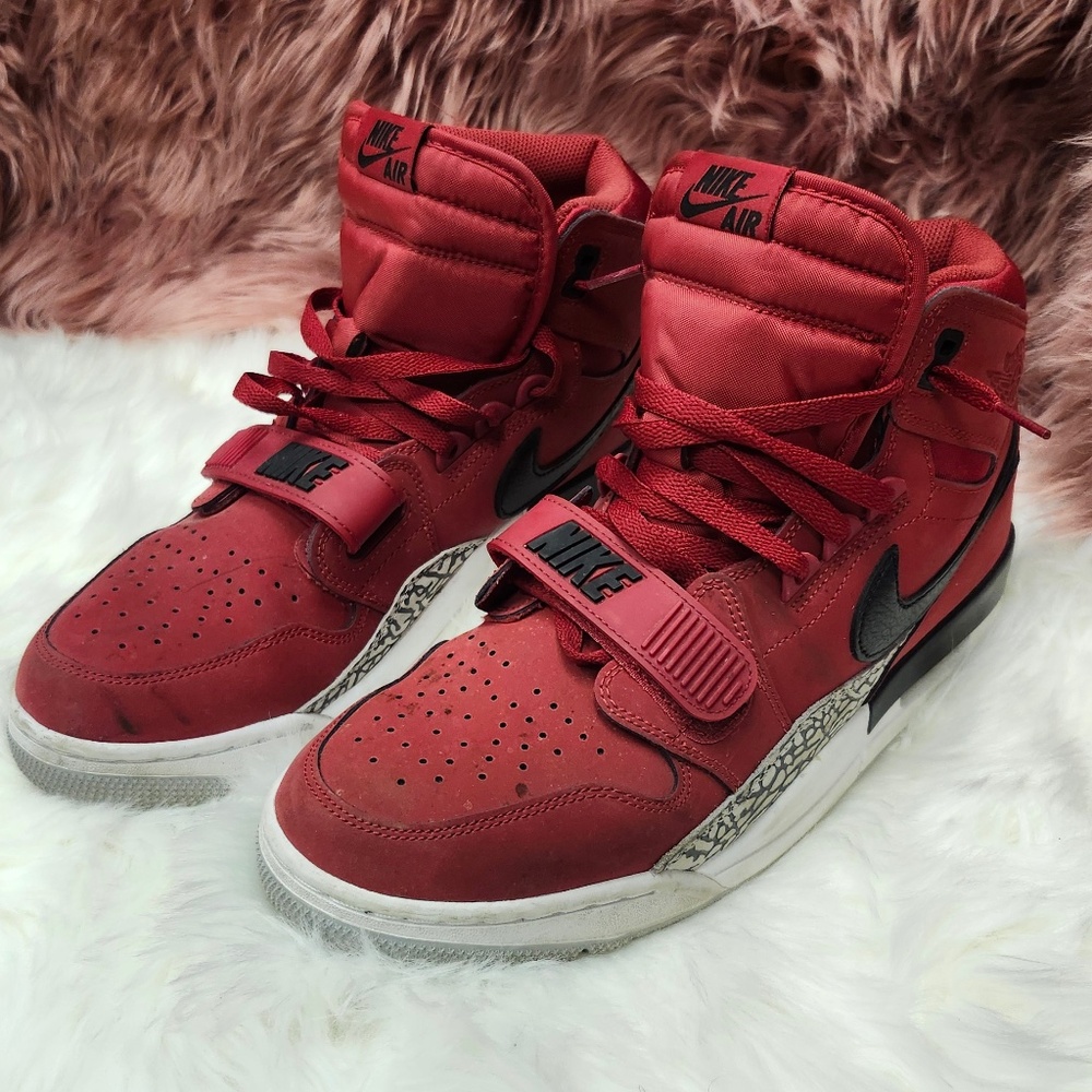 Nike Air Jordan Legacy 312 “Toro Red” AV3922-601 | Size 10.5